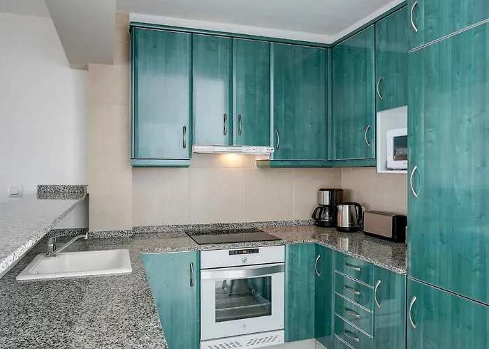 By Interhome בית נופש